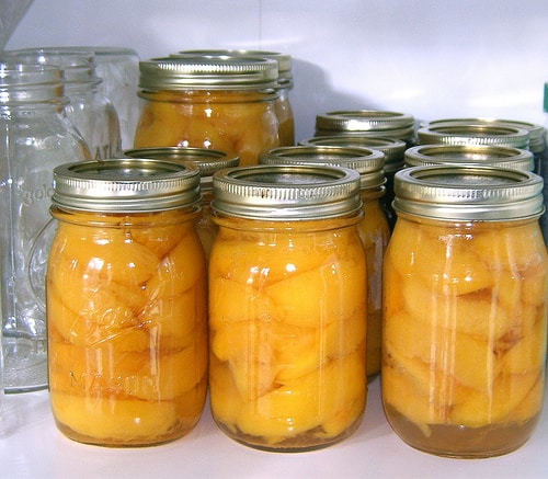 preserving-peaches preserving peaches canning freezing