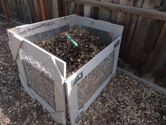 Alfa img - Showing &gt; Inexpensive Build Yourself Compost Bins